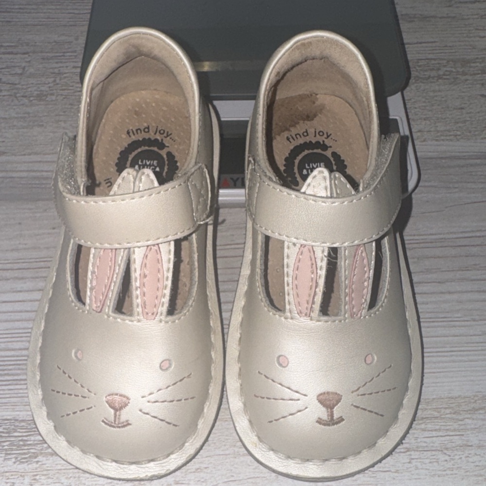 Livie & Luca Cream Bunny Face Dress Shoes